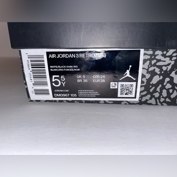 Air Jordan 3 “Dark Iris” (gs) 5.5y - Picture 6 of 6